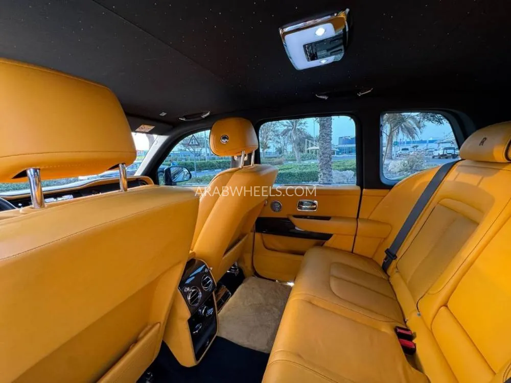 Rolls Royce Cullinan 2022 for Sale in Dubai Image-14