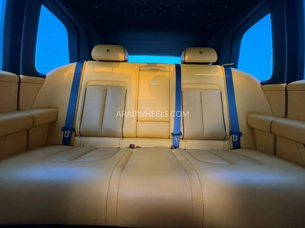 Rolls Royce Cullinan 2022 for Sale in Dubai Image-18