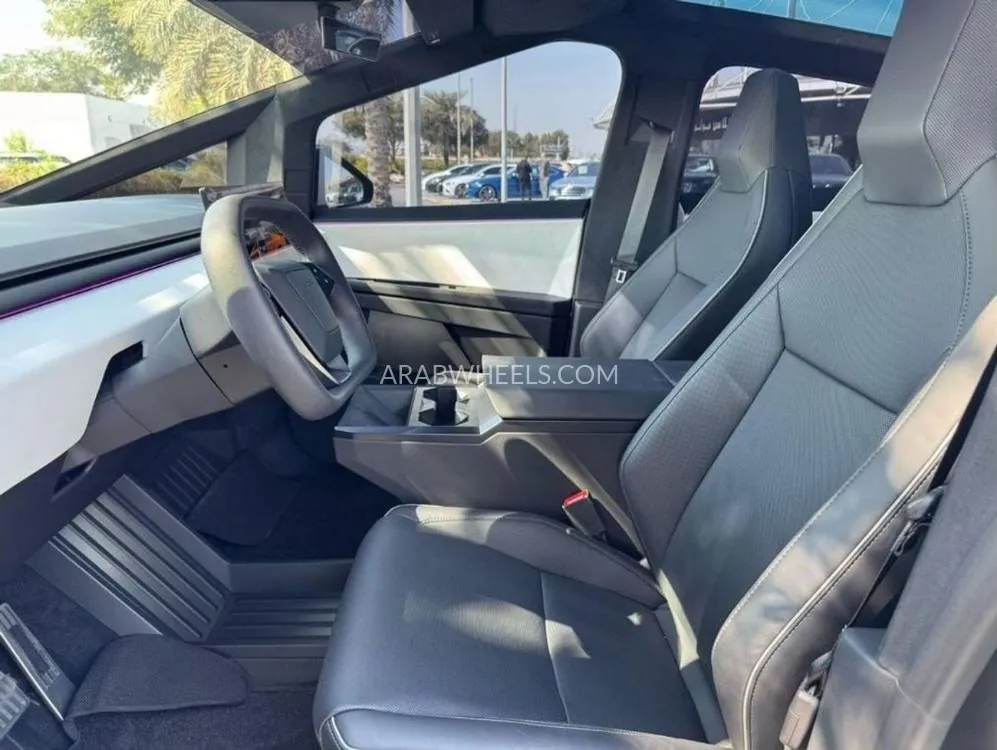 Tesla Cybertruck 2024 for Sale in Dubai Image-5