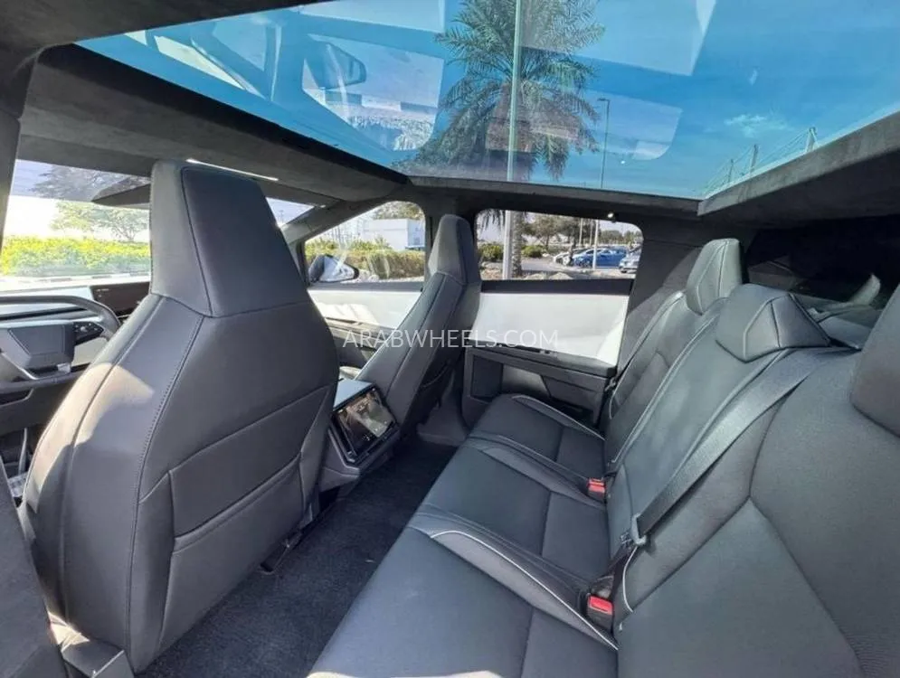 Tesla Cybertruck 2024 for Sale in Dubai Image-17