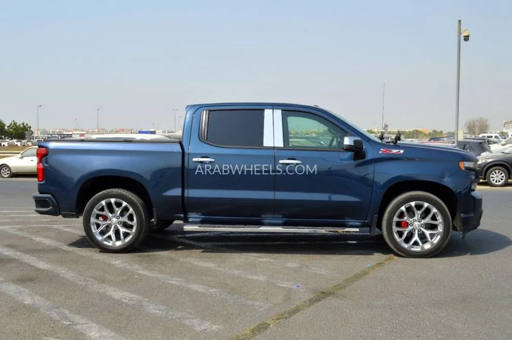 Chevrolet Silverado 2020 for Sale in Dubai Image-5
