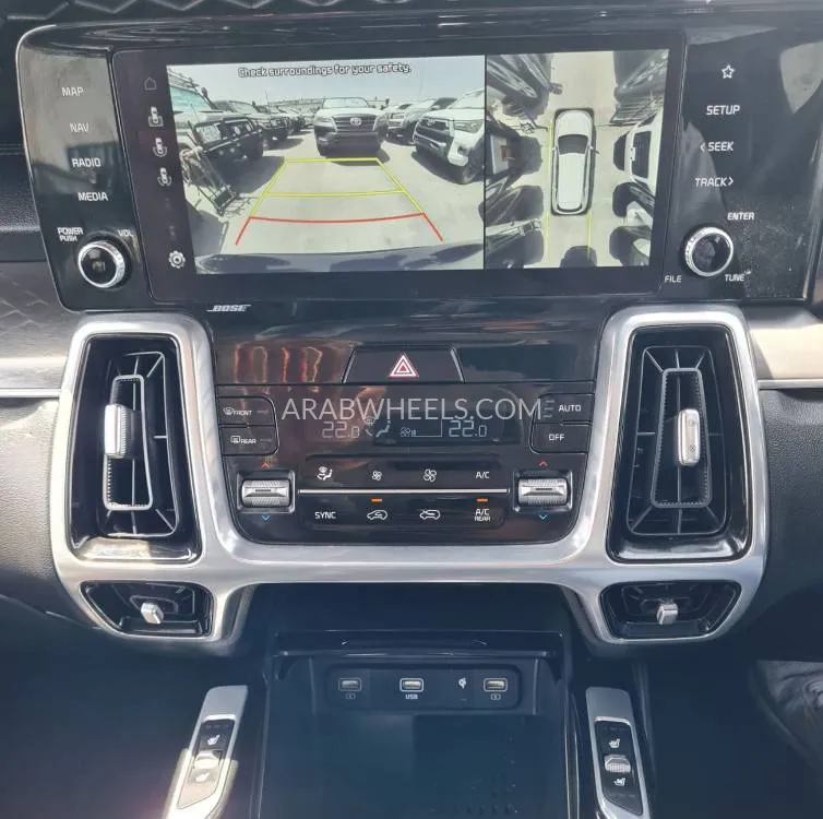 Kia Sorento 2022 for Sale in Dubai Image-10