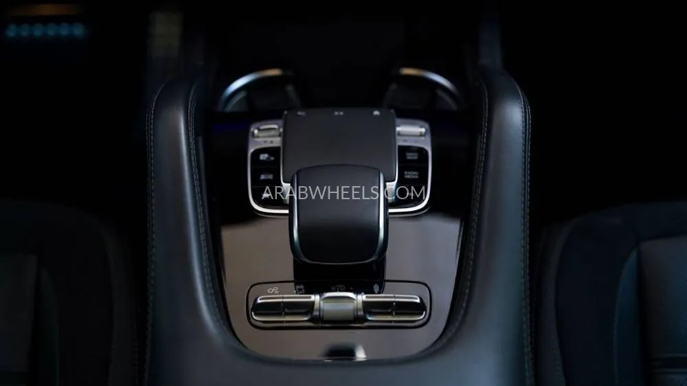 Mercedes Benz GLE Class 2020 for Sale in Dubai Image-7