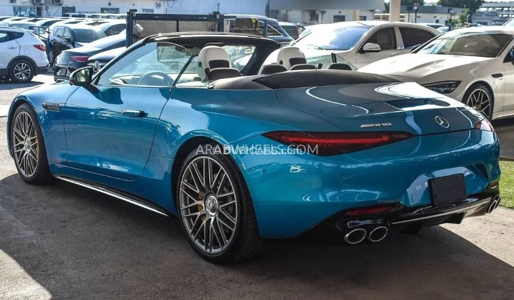 Mercedes Benz SL Class 2023 for Sale in Dubai Image-12