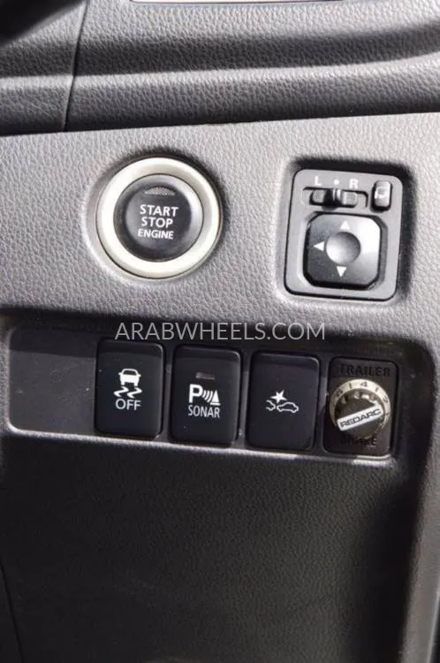 Mitsubishi Pajero 2018 for Sale in Dubai Image-12