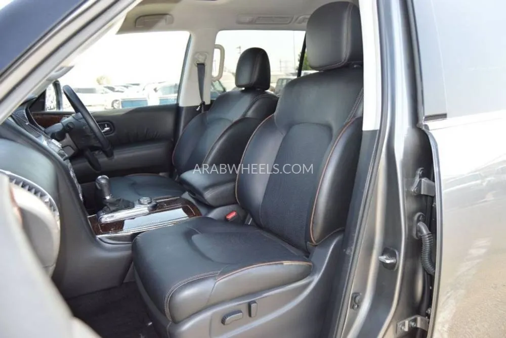 Nissan Patrol 2020 for Sale in Dubai Image-13