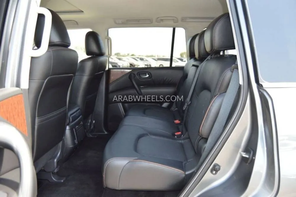Nissan Patrol 2020 for Sale in Dubai Image-14