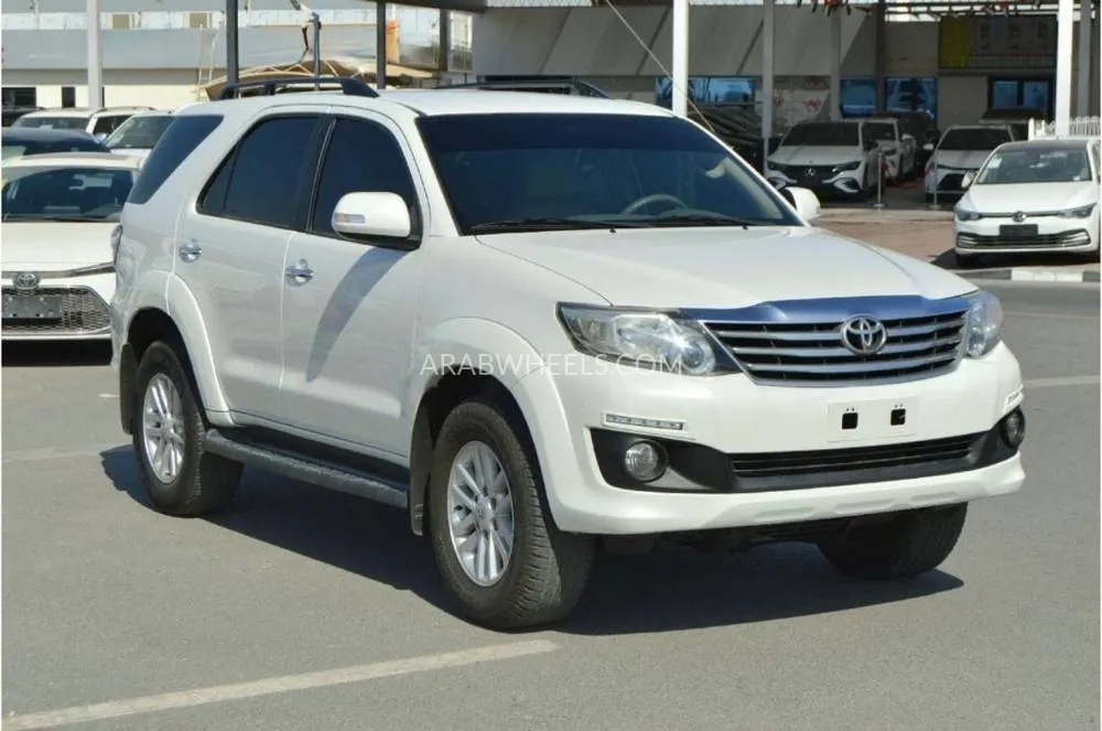 Toyota Fortuner 2013 for Sale in Dubai Image-2