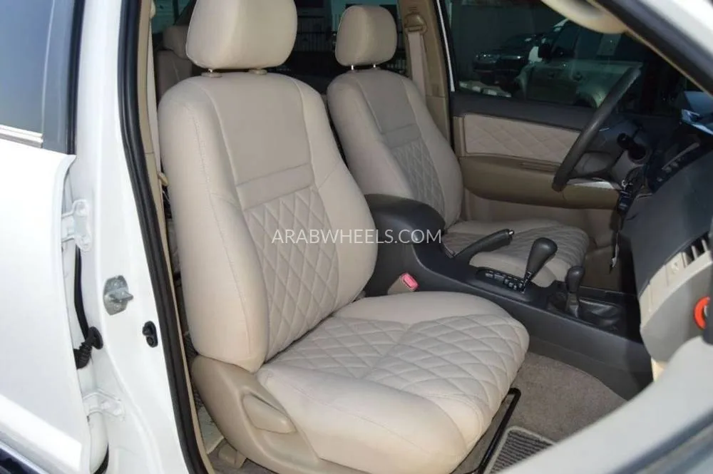 Toyota Fortuner 2013 for Sale in Dubai Image-15