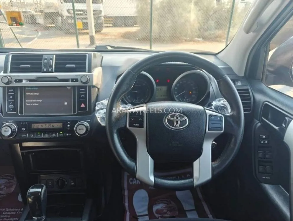 Toyota Land Cruiser 2014 for Sale in Dubai Image-9
