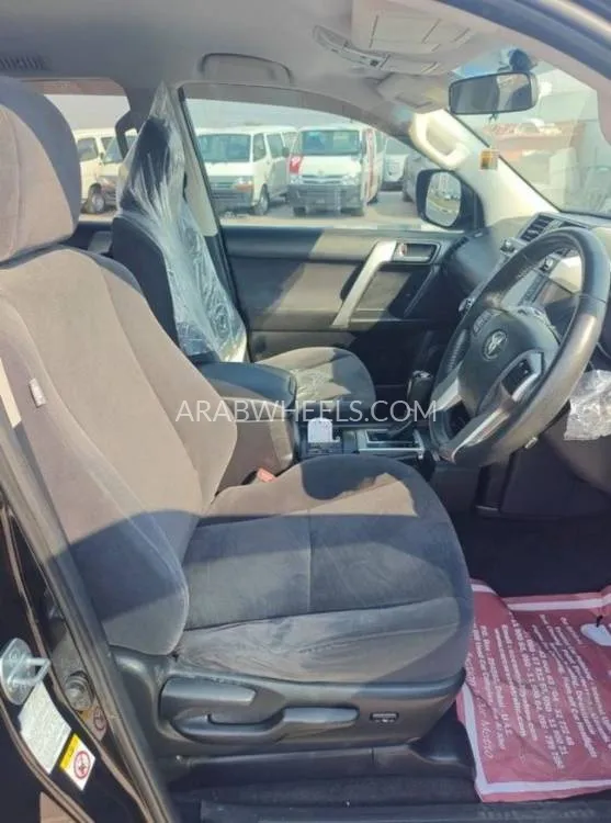 Toyota Land Cruiser 2014 for Sale in Dubai Image-11