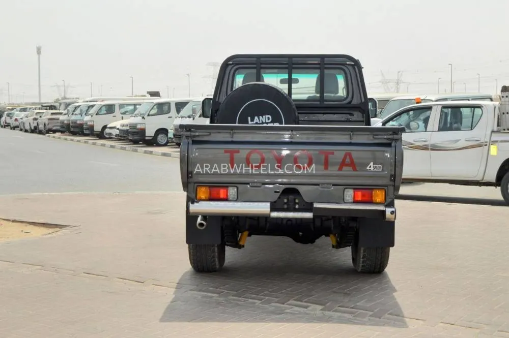 Toyota Land Cruiser 2021 for Sale in Dubai Image-8