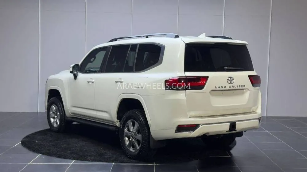 Toyota Land Cruiser 2021 for Sale in Dubai Image-5