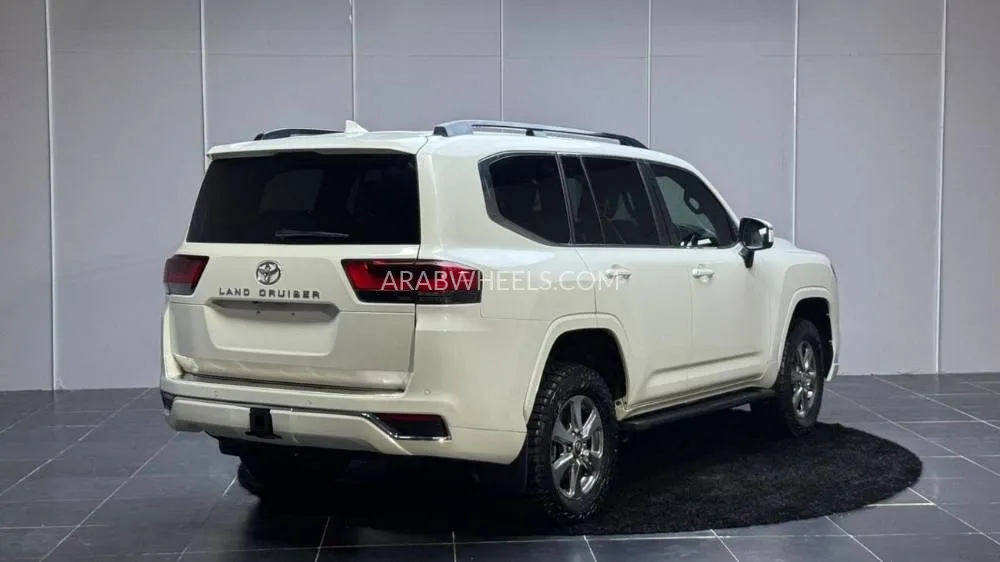 Toyota Land Cruiser 2021 for Sale in Dubai Image-6