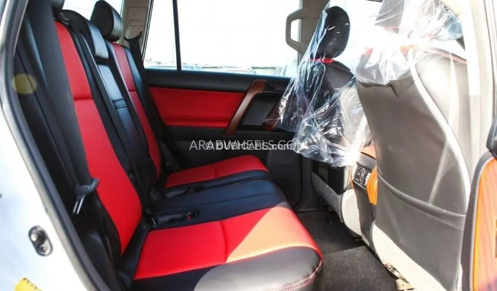 Toyota Land Cruiser Prado 2011 for Sale in Dubai Image-6