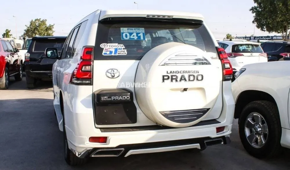 Toyota Land Cruiser Prado 2011 for Sale in Dubai Image-11