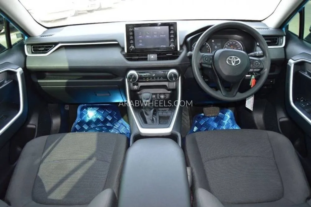 Toyota Rav4 2019 for Sale in Dubai Image-10