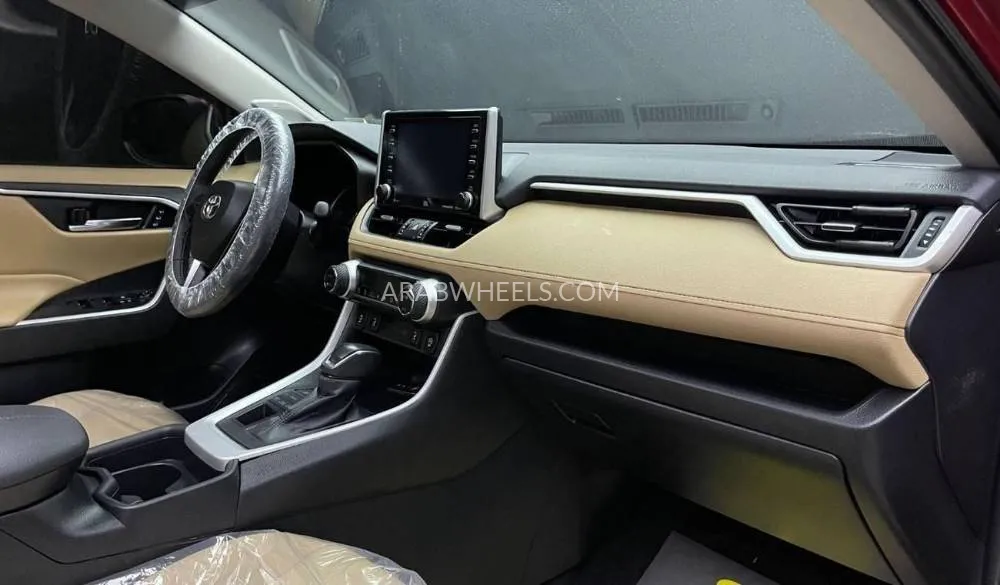 Toyota Rav4 2022 for Sale in Dubai Image-12