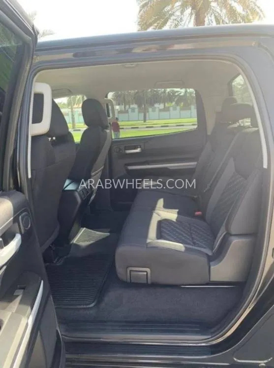 Toyota Tundra 2020 for Sale in Dubai Image-9