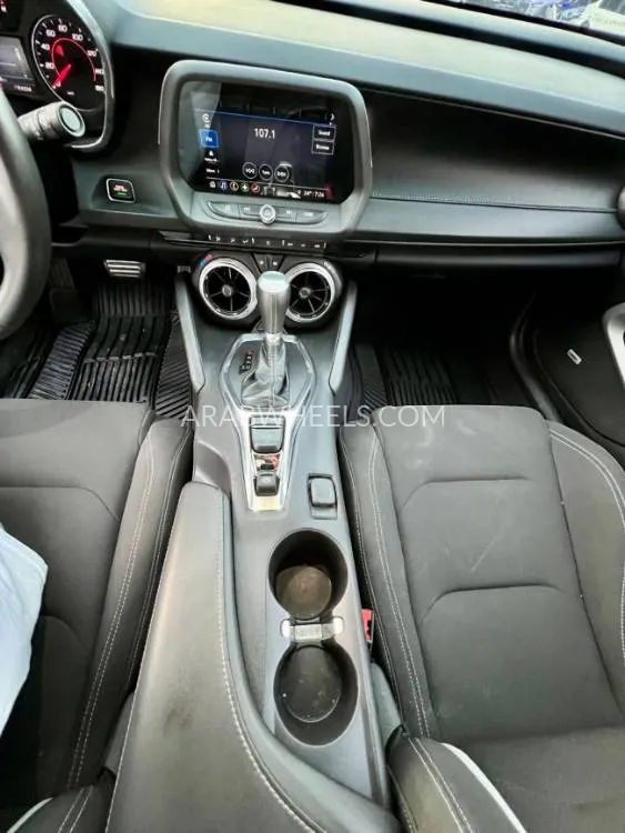 Chevrolet Camaro 2021 for Sale in Ajman Image-19