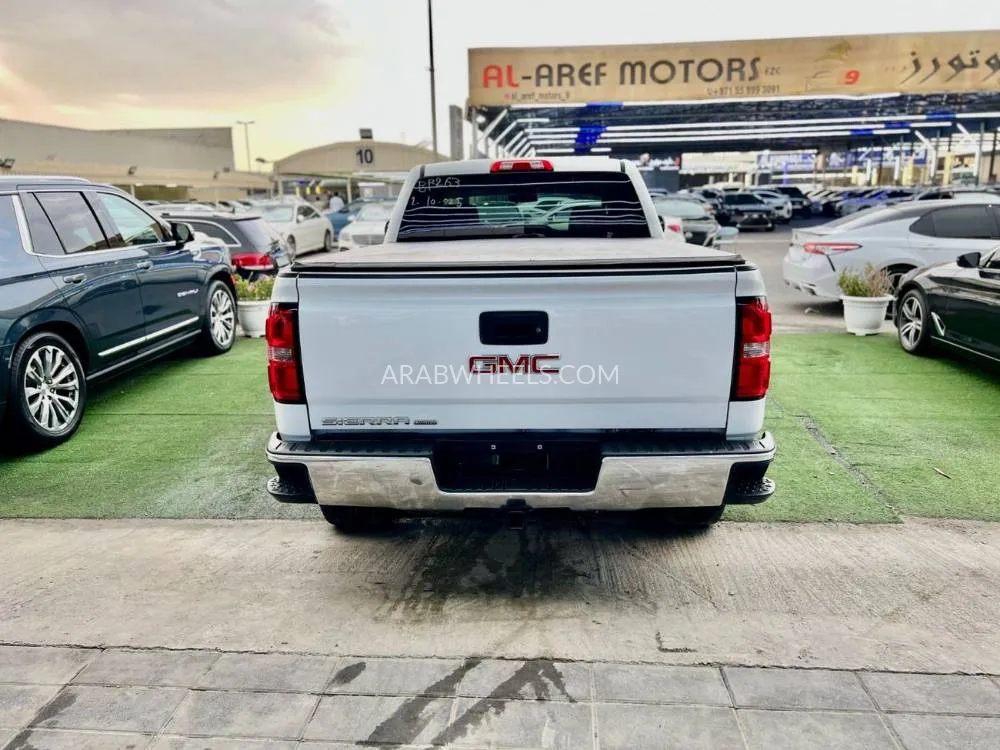 GMC Sierra 2019 for Sale in Ajman Image-3