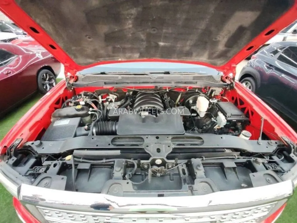 GMC Sierra 2018 for Sale in Ajman Image-11