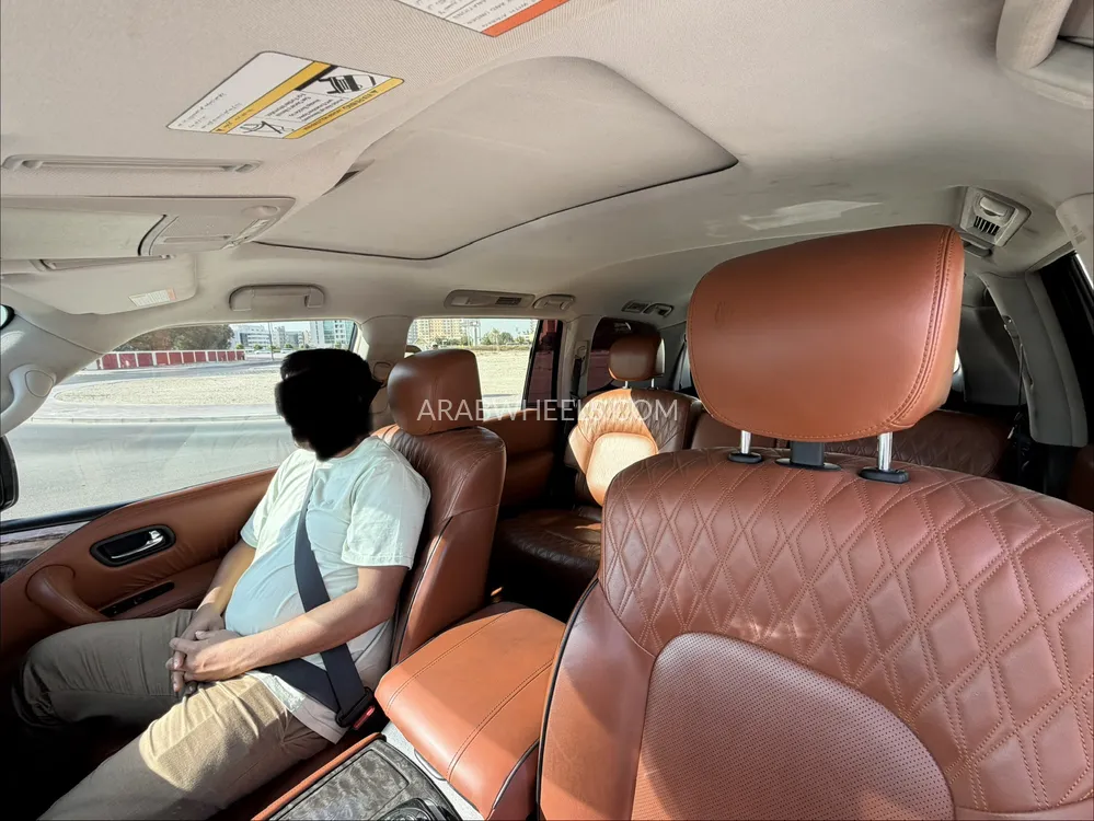 Nissan Patrol 2020 for Sale in Dubai Image-5