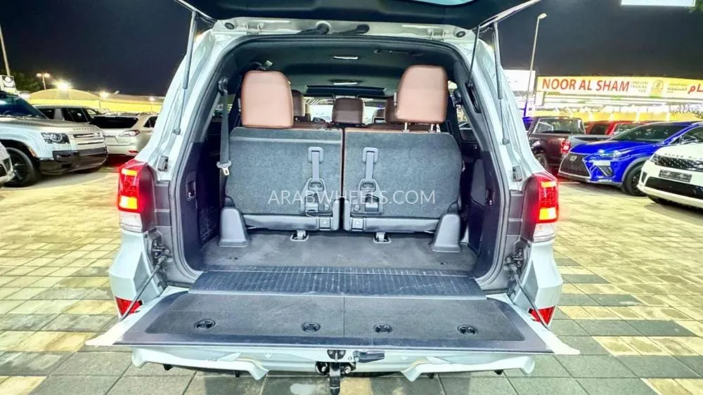Toyota Land Cruiser 2021 for Sale in Ajman Image-19