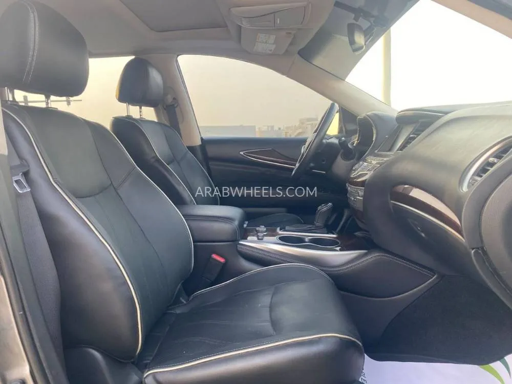 Infiniti QX60 2018 for Sale in Sharjah Image-9