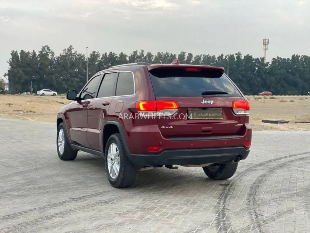 Jeep Cherokee 2017 for Sale in Sharjah Image-6