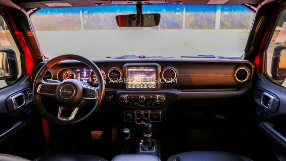 Jeep Wrangler 2018 for Sale in Sharjah Image-7