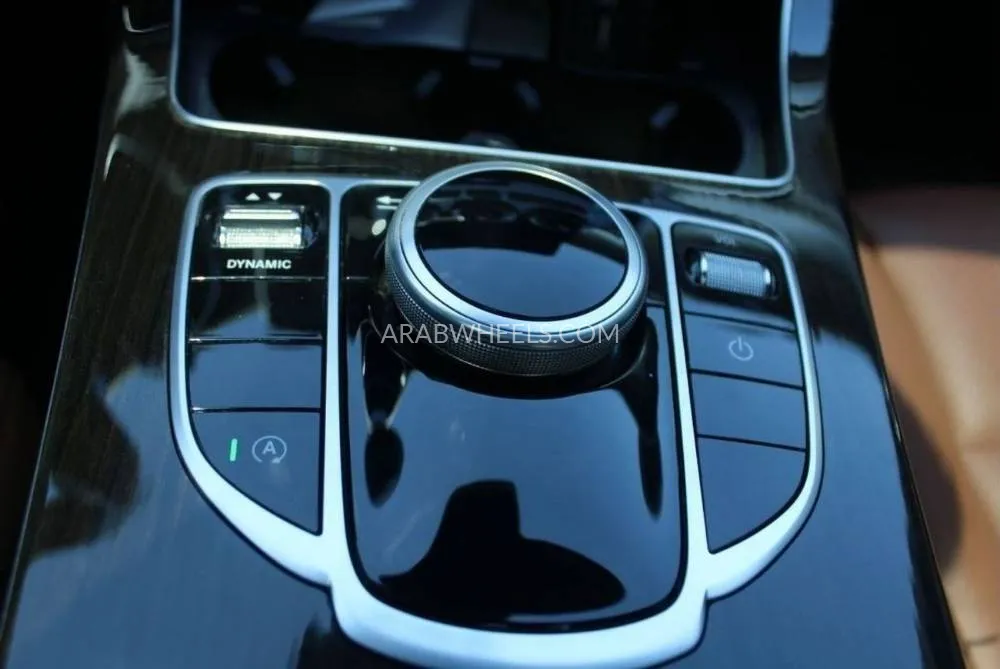 Mercedes Benz C Class 2019 for Sale in Dubai Image-8