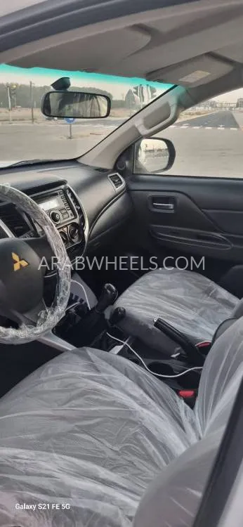 Mitsubishi L200 2020 for Sale in Sharjah Image-11