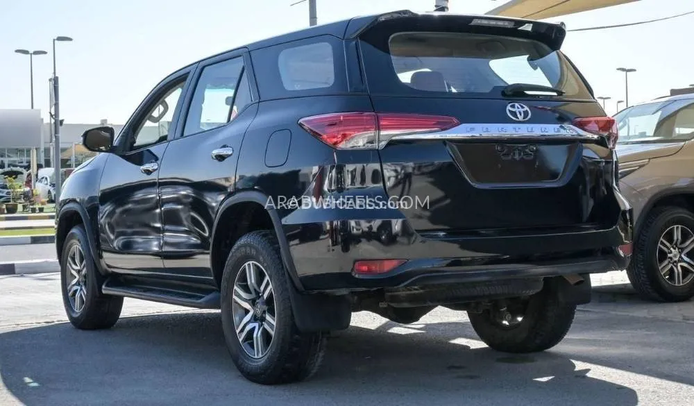 تويوتا فورتشنر 2020 for Sale in الشارقة Image-11
