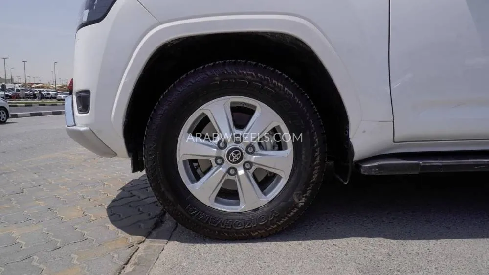 تويوتا لاند كروزر 2022 for Sale in الشارقة Image-18