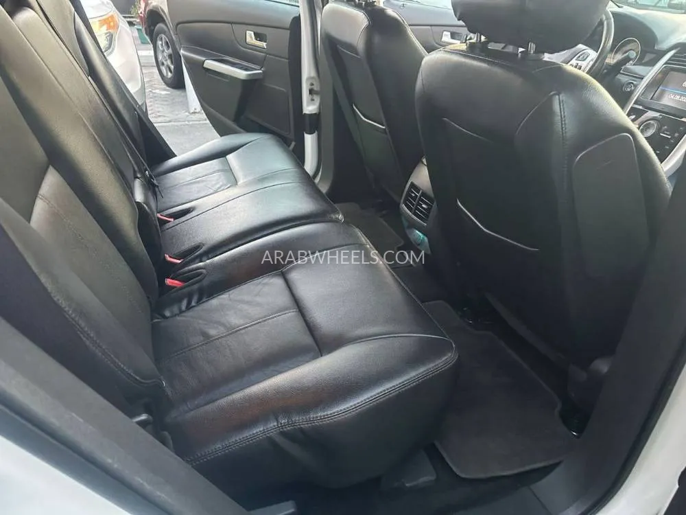 Ford Edge 2014 for Sale in Sharjah Image-13