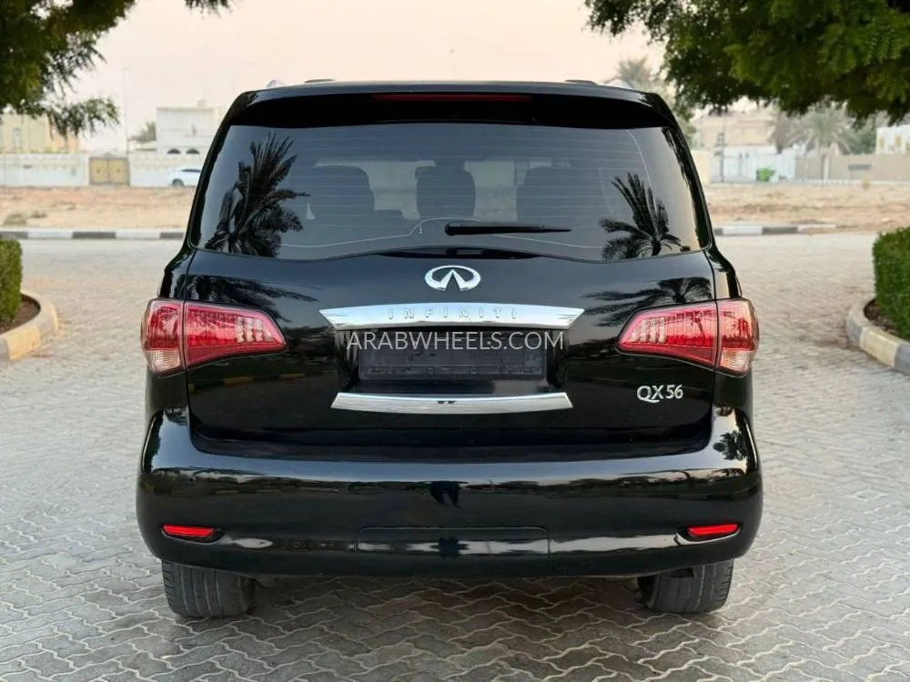 Infiniti QX56 2011 for Sale in Sharjah Image-2