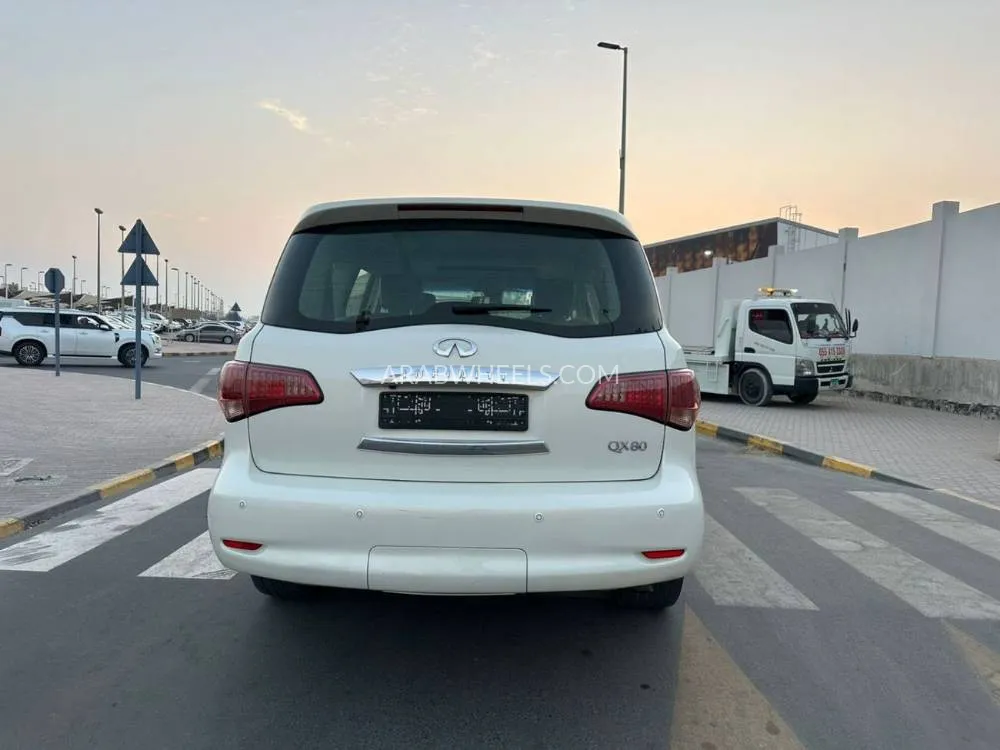 Infiniti QX80 2014 for Sale in Sharjah Image-2