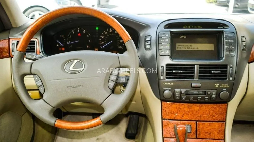 Lexus LS 2006 for Sale in Sharjah Image-13