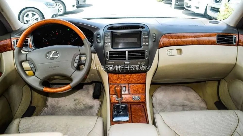 Lexus LS 2006 for Sale in Sharjah Image-14