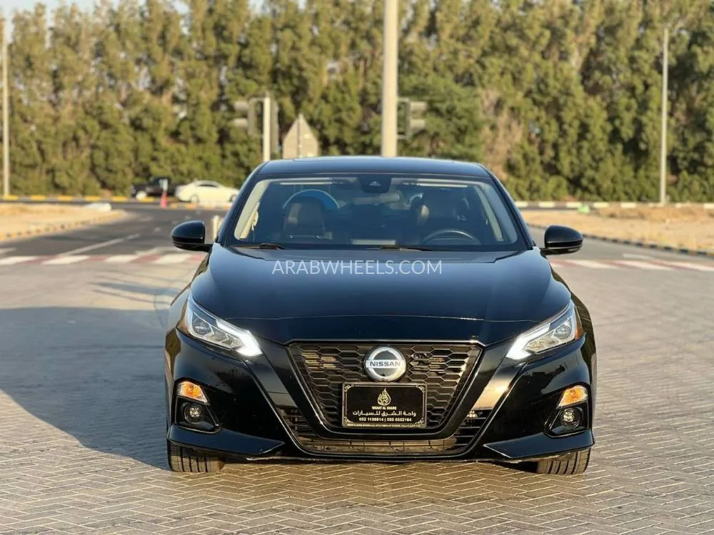 Nissan Altima 2022 for Sale in Sharjah Image-2