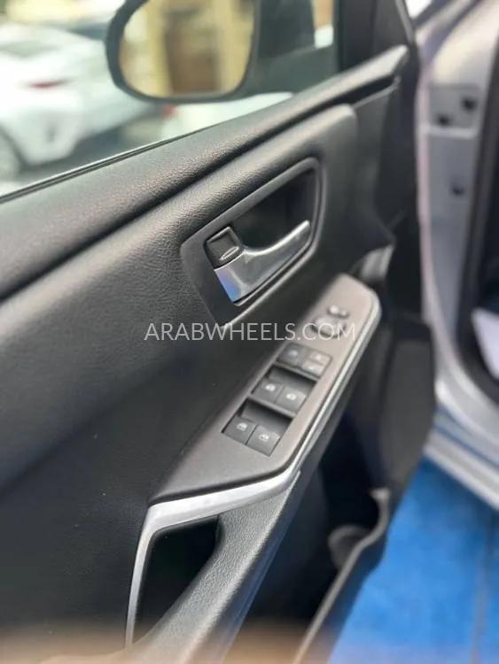 Toyota Camry 2016 for Sale in Ajman Image-3