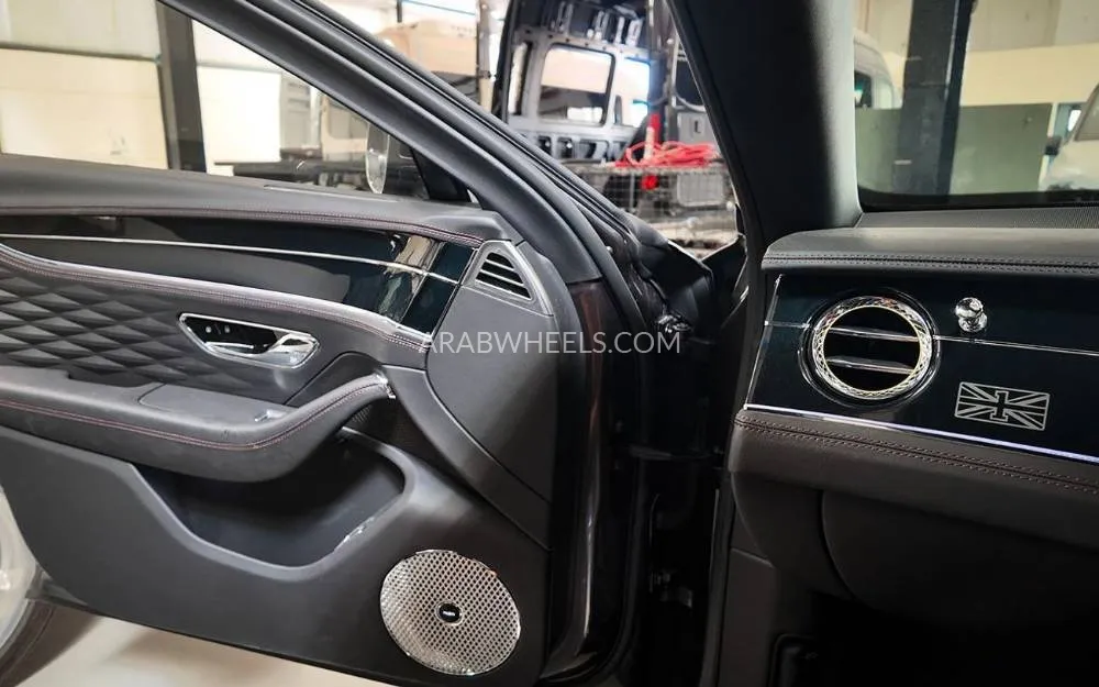Bentley Flying Spur 2020 for Sale in Dubai Image-5