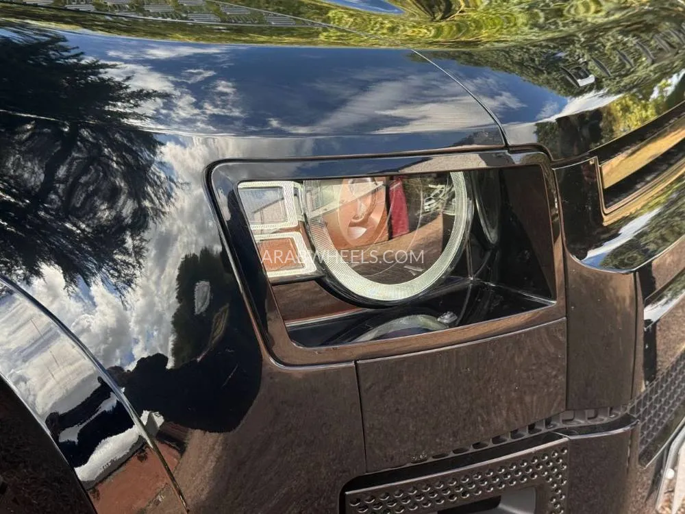 Land Rover Defender 2025 for Sale in Dubai Image-19