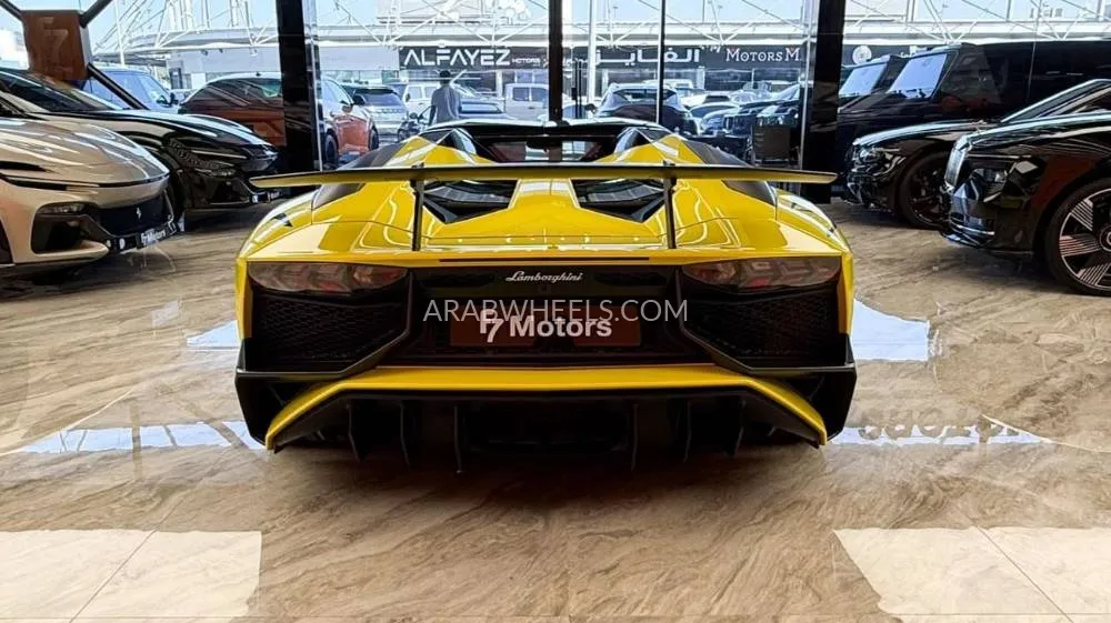 Lamborghini Aventador 2016 for Sale in Dubai Image-19