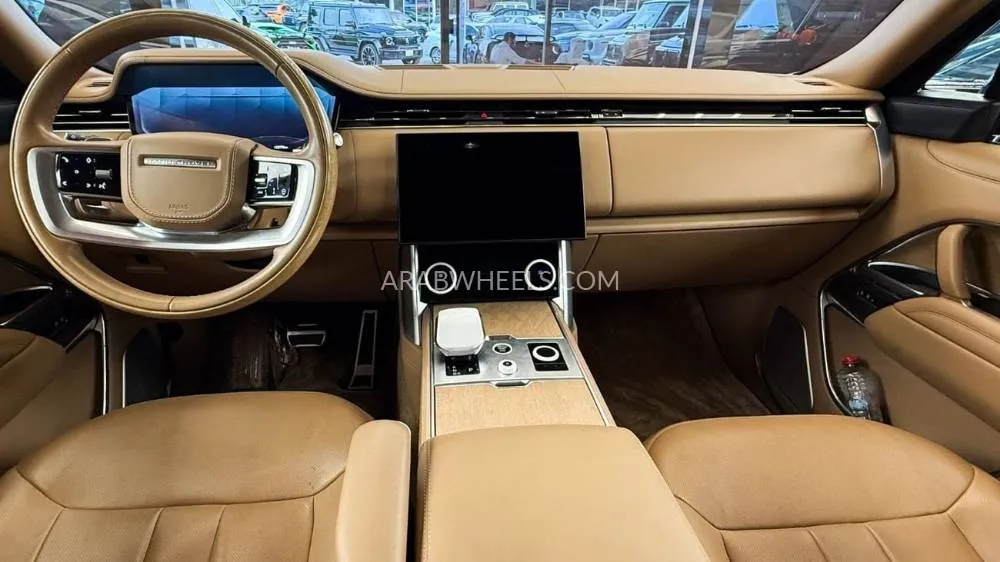 لاند روفر رينج روفر 2023 for Sale in دبي Image-6