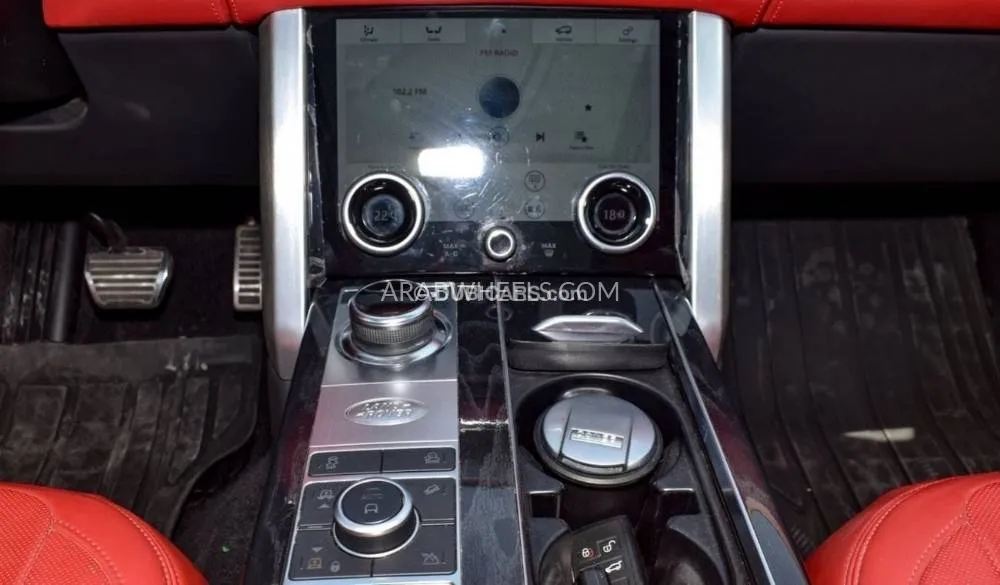 Land Rover Range Rover 2020 for Sale in Dubai Image-9