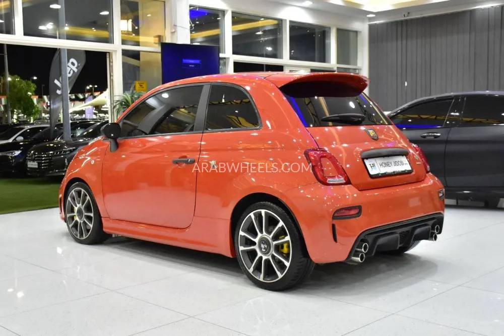 Abarth 695 2023 for Sale in Dubai Image-7