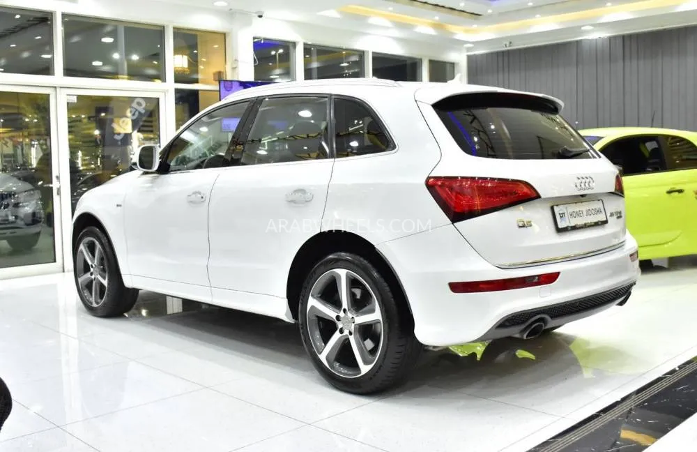 Audi Q5 2016 for Sale in Dubai Image-7