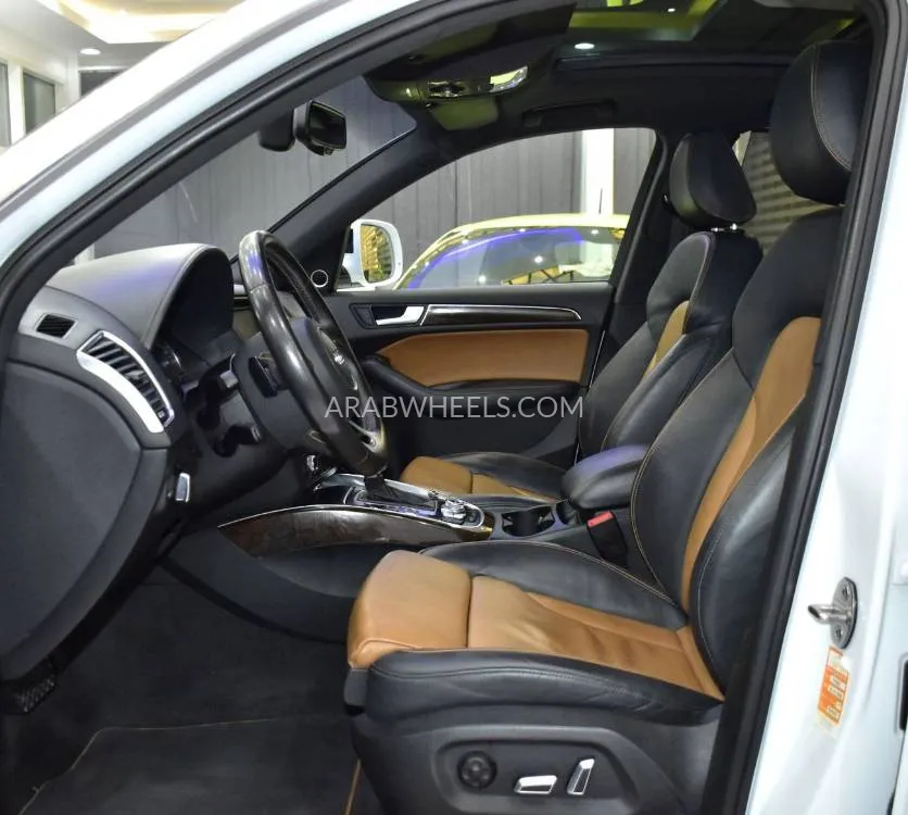 Audi Q5 2016 for Sale in Dubai Image-10